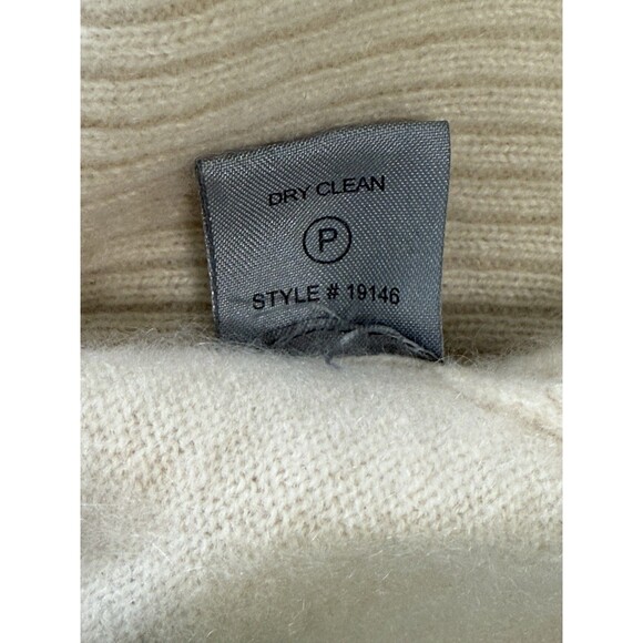 360 Cashmere Women’s Cream 100% Cashmere Sweater Quiet Luxury Minimalist Sz XS - Picture 7 of 9